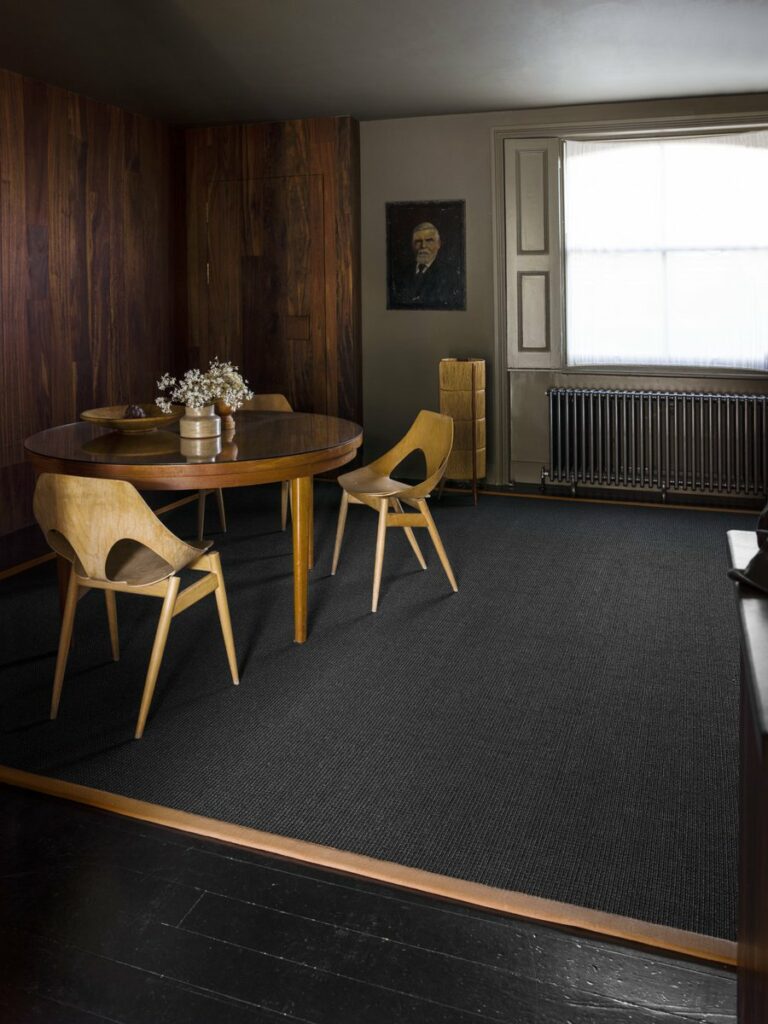 Black Big Bouclé Accents Sisal Carpet
