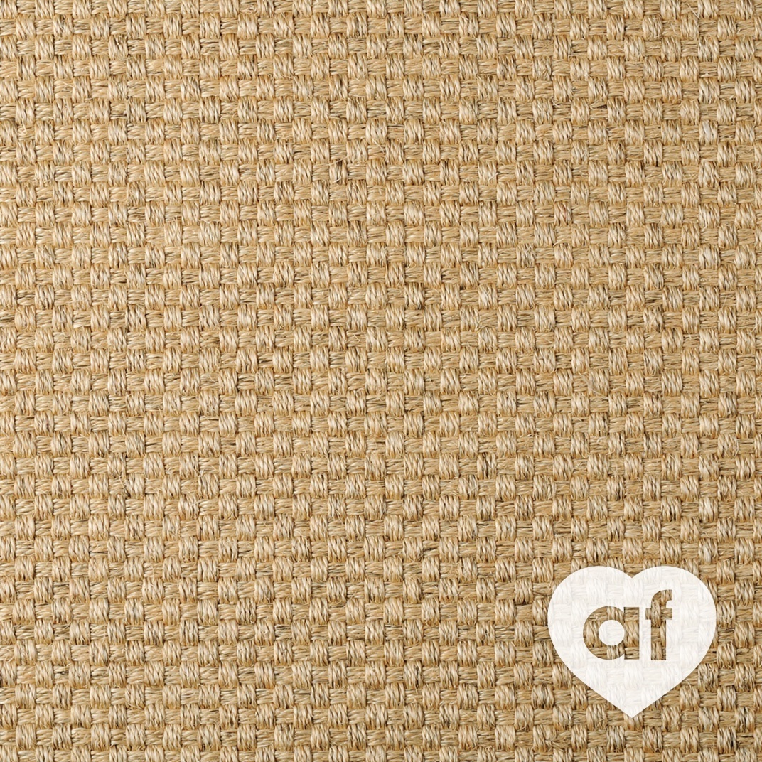 2540 Sisal Basketweave Winter Hamper 1072px