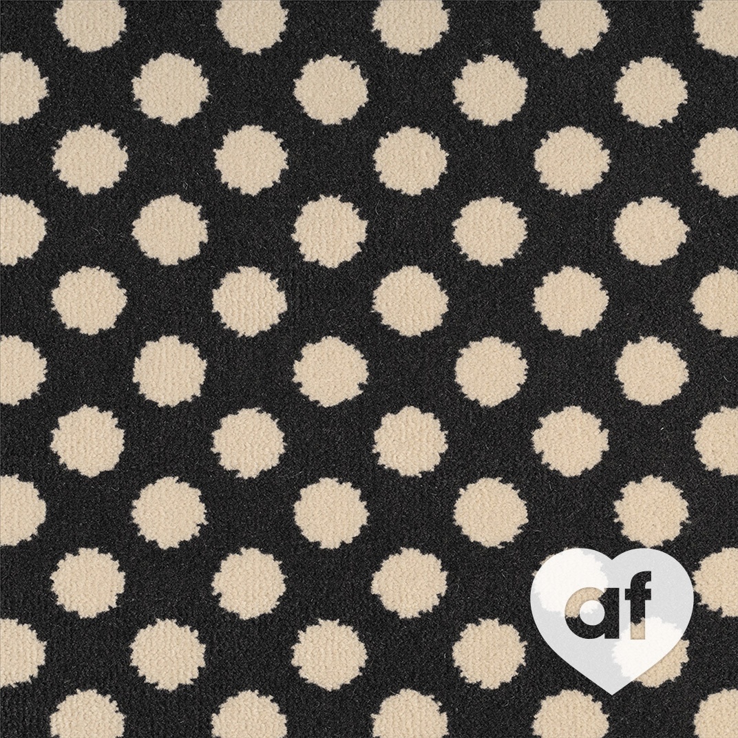 7140 QuirkyB Spotty Black 1072px