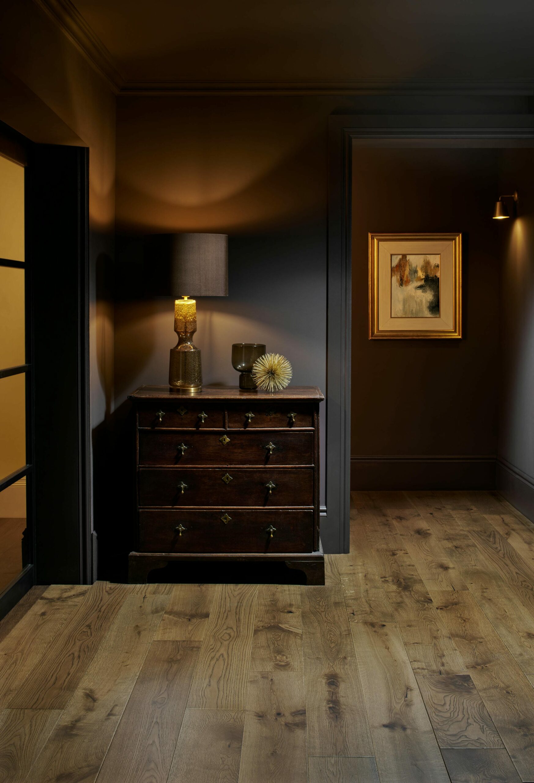 Dartmouth Fauna Oak Cameo 01