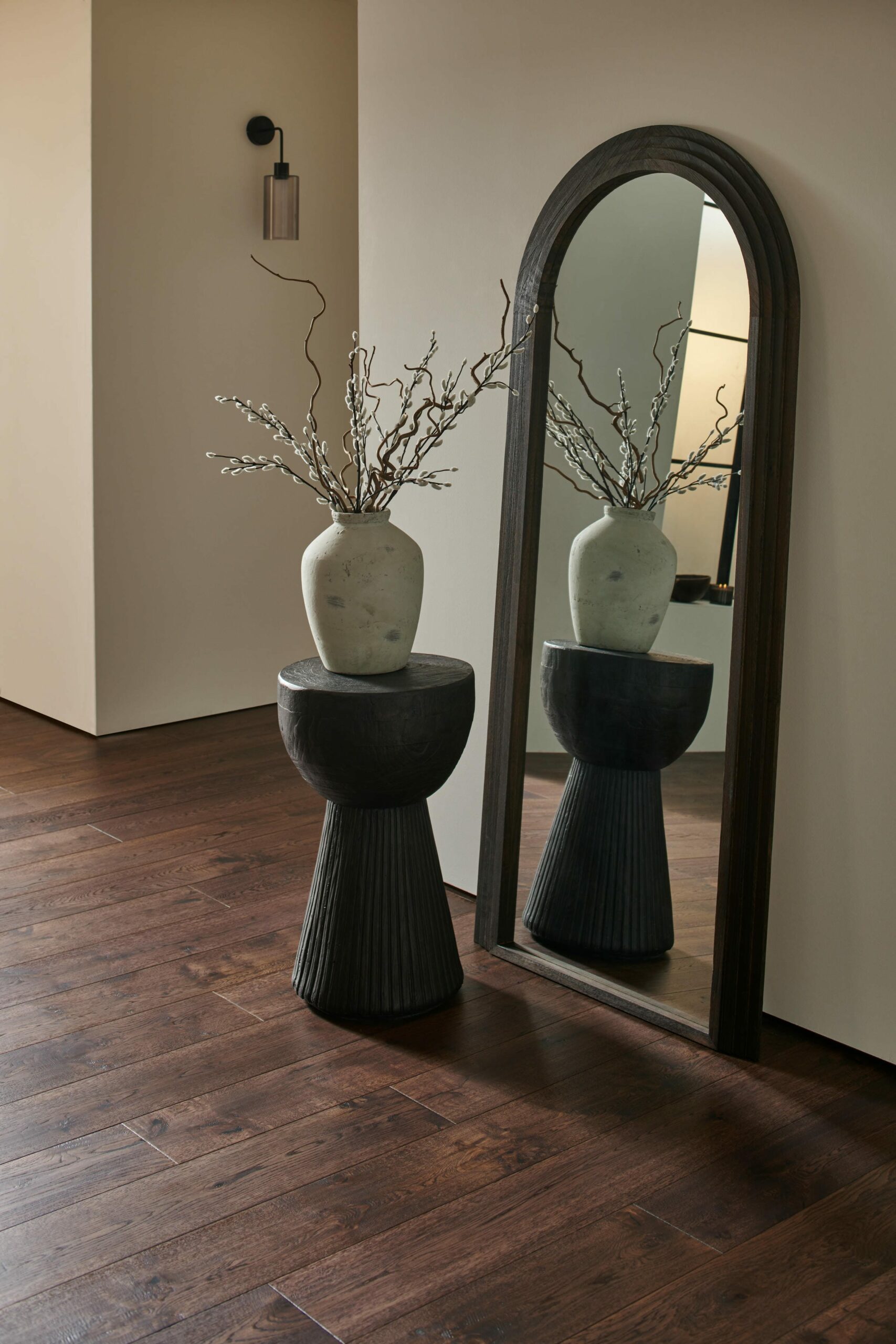 Dartmouth Passage Oak Cameo 01