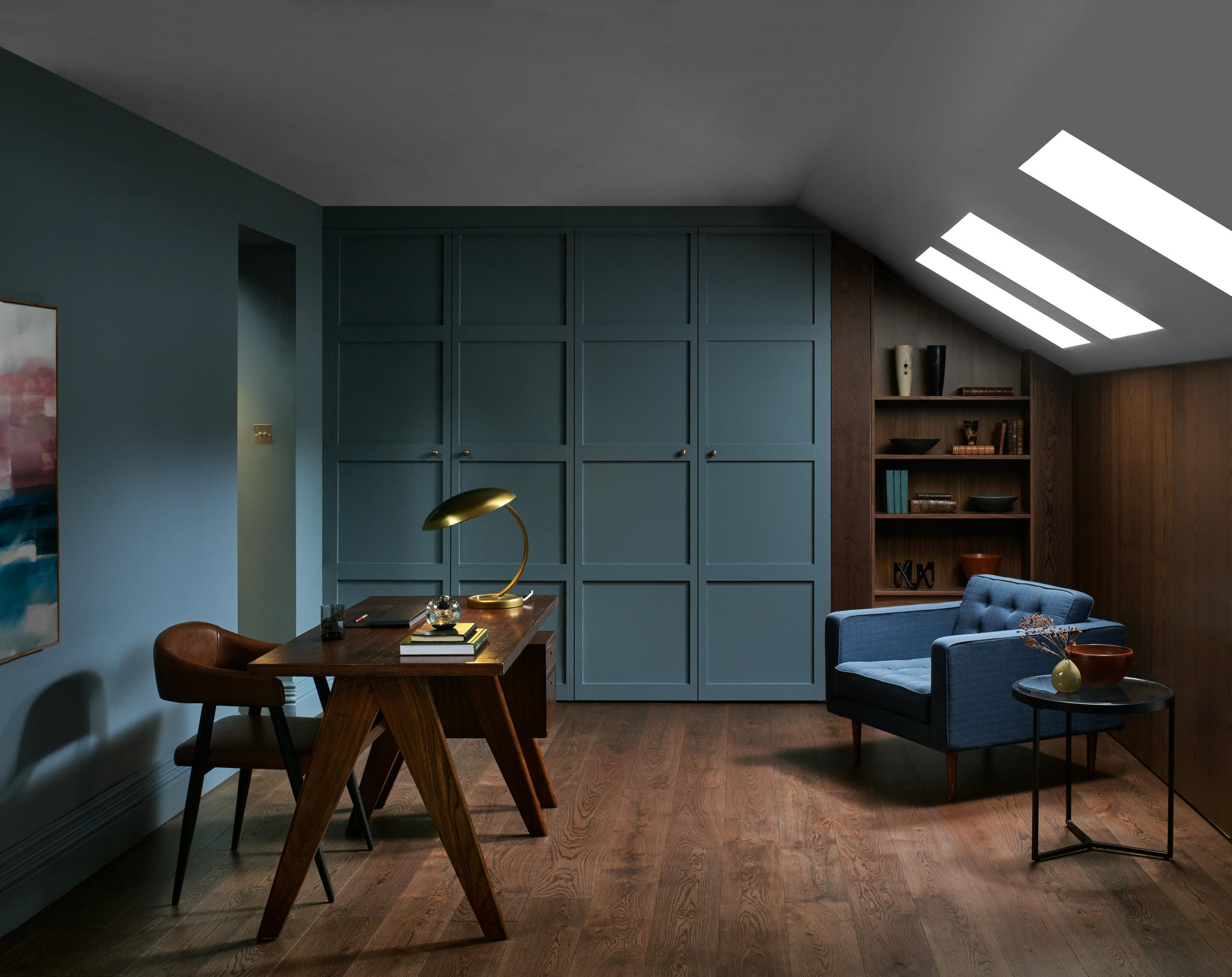 Stonehaven Brook Oak Roomset