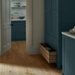 Stonehaven Rustic Oak Cameo 01